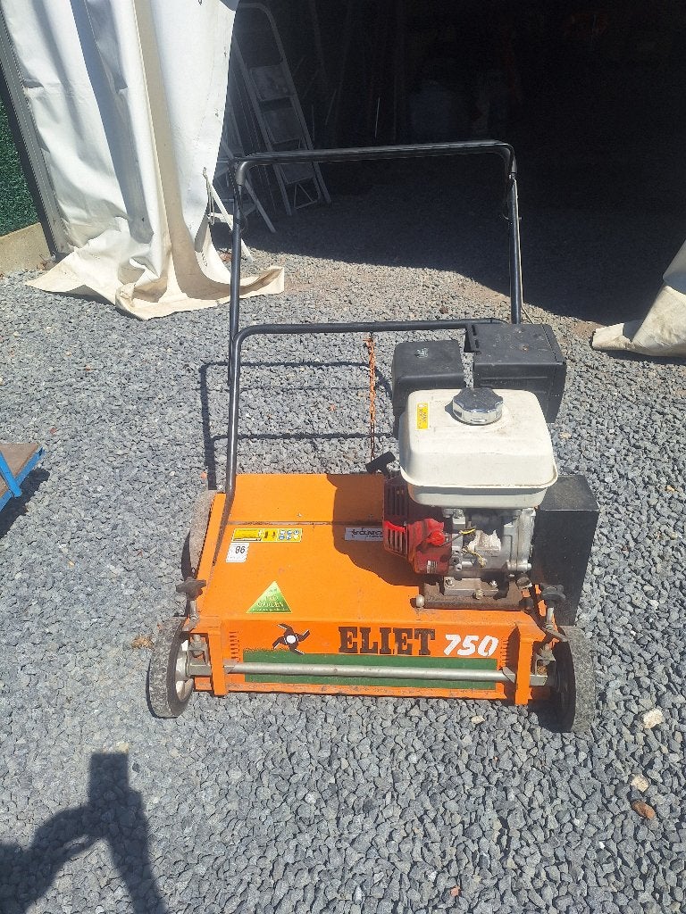 Verticuteermachine eliet 750, Ophalen, Zo goed als nieuw, Benzine, Eliet / Honda