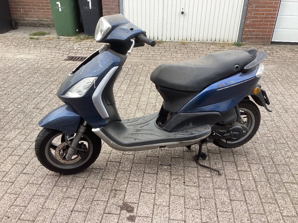 Blok, Ophalen of Verzenden, Zo goed als nieuw, Blok, Piaggo
