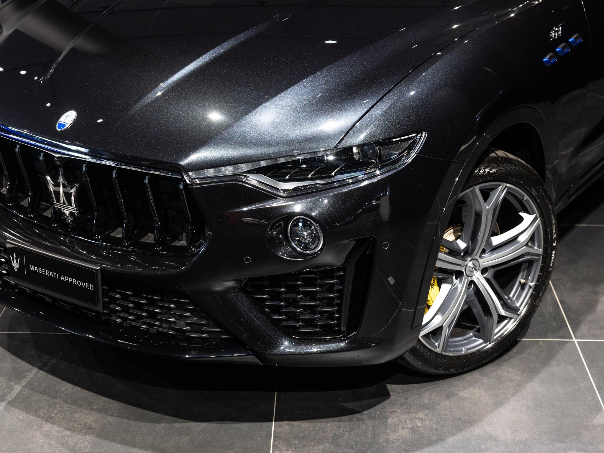 Maserati Levante 2.0 Hybrid GT | AWD | Luchtvering | Panoram, Auto's, Maserati, Stof, 4 cilinders, 2065 kg, Vierwielaandrijving