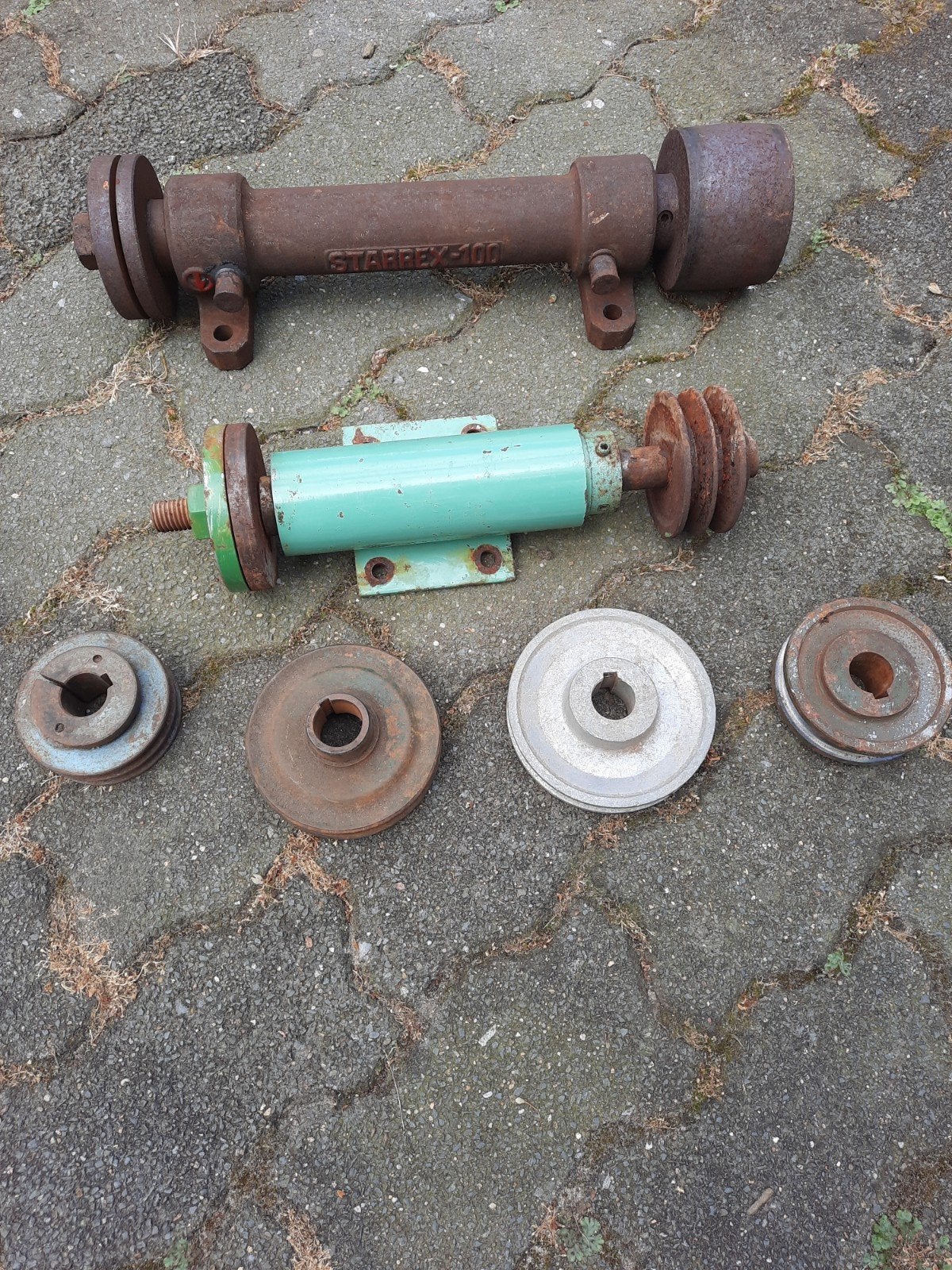 Tekoop assen voor zaag en slijp, Ophalen, Gebruikt, 1200 watt of meer, 70 mm of meer