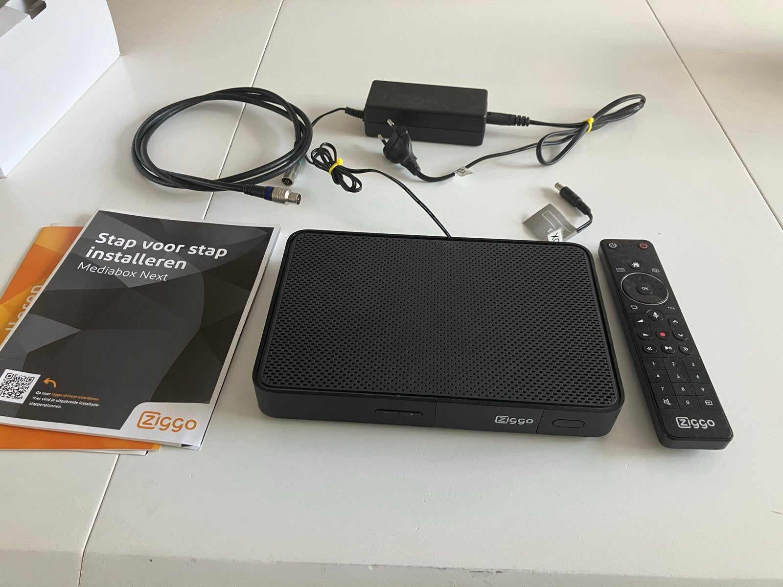 Ziggo Mediabox Next - Zo goed als nieuw, Ophalen of Verzenden, Zo goed als nieuw, Decoder
