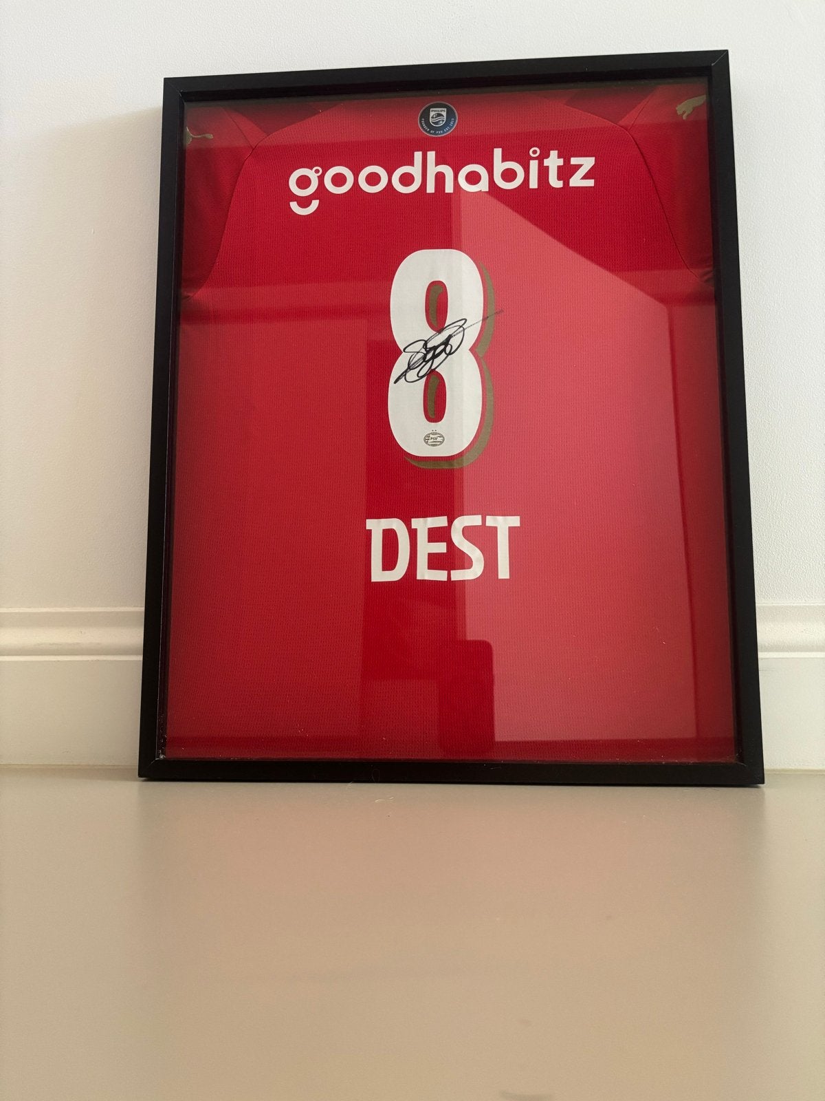 Gesigneerd PSV Sergino Dest shirt ingelijst, Ophalen of Verzenden, Nieuw, Shirt