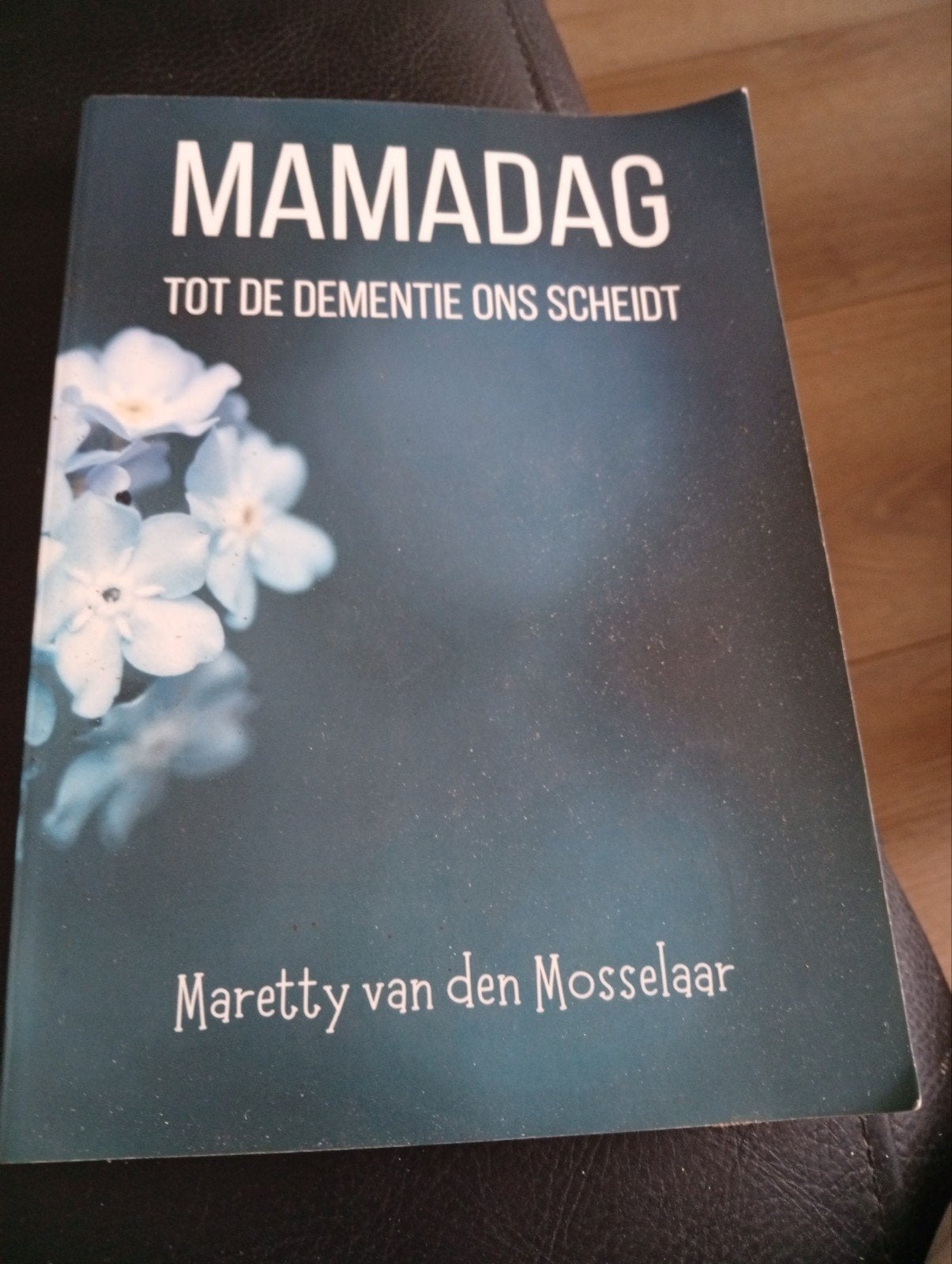Maretty van den Mosselaar - Mamadag, Boeken, Ophalen of Verzenden, Gelezen, Maretty van den Mosselaar