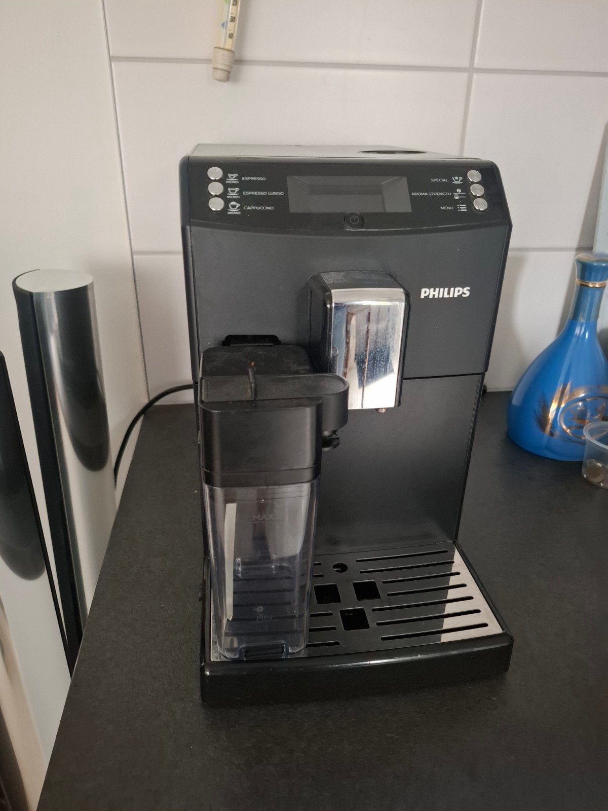 Philips HD8828, Afneembaar waterreservoir, Gebruikt, Koffiemachine, Koffiebonen