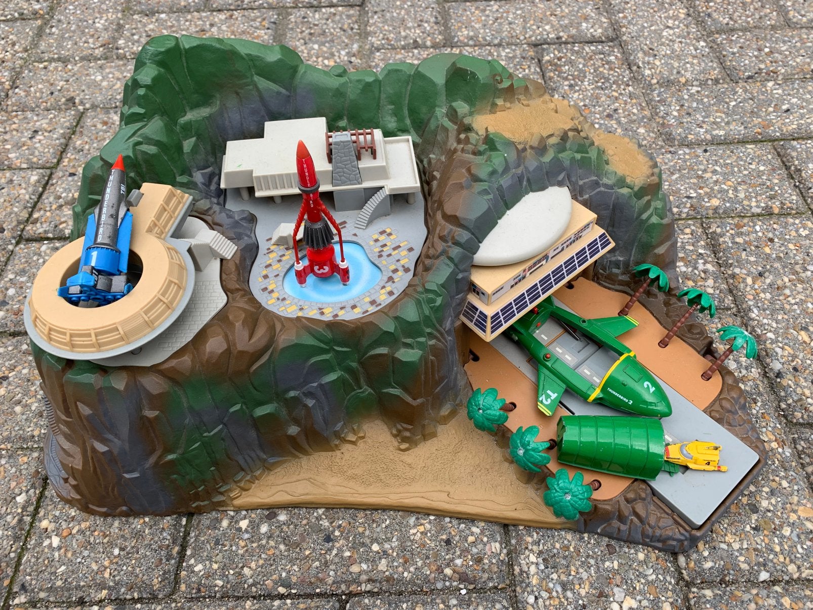 Matchbox 1992 Thunderbirds Tracey island, Ophalen, Gebruikt