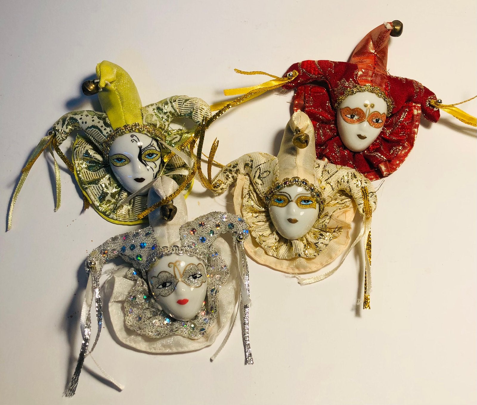 Vier vintage pierrot maskerttjes uit Venetië, magneetjes, Ophalen of Verzenden, Zo goed als nieuw, Dier