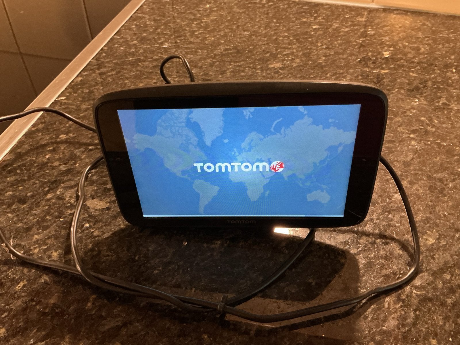 TomTom GO Professional 620 navigatiesysteem met houder, Auto diversen, Autonavigatie, Ophalen of Verzenden, Gebruikt