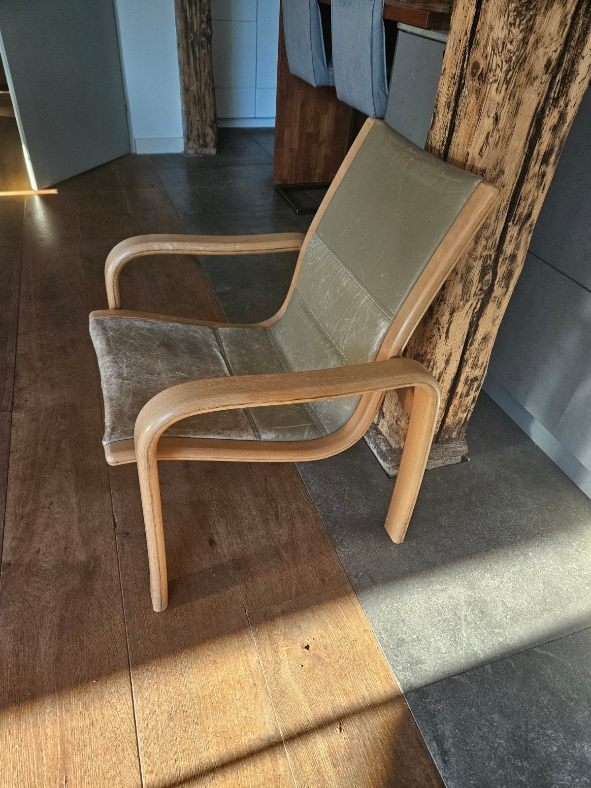 Swedese Lamino fauteuil met voetenbank - Yngve Ekström, Ophalen, Scandinavisch design, Mid-century modern, Gebruikt, 50 tot 75 cm