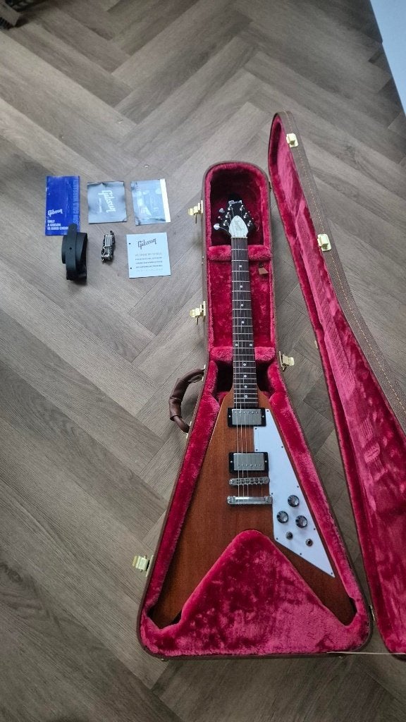 Gibson Flying V Antique Natural 2021, Muziek en Instrumenten, Snaarinstrumenten | Gitaren | Elektrisch, Ophalen, Zo goed als nieuw