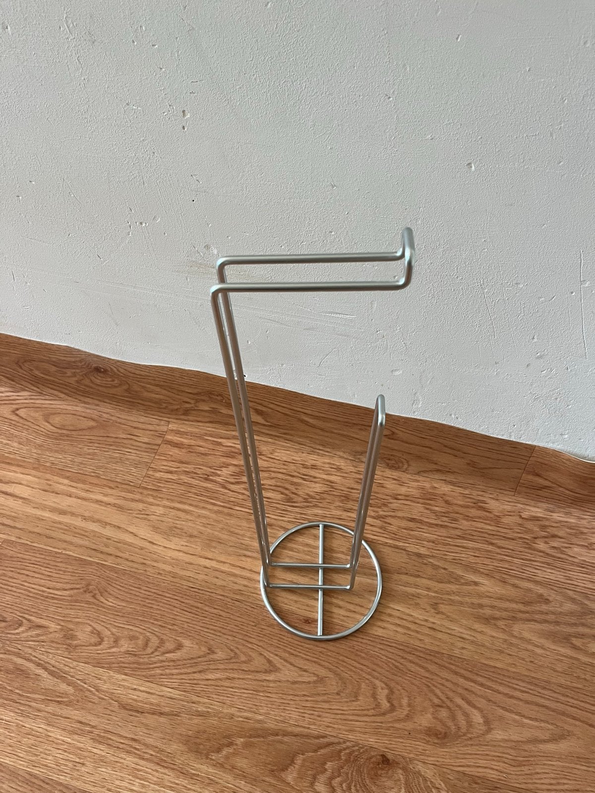 Metalen toiletpapierhouder - staand model, Ophalen, Gebruikt, Zilver, Toilet-accessoire