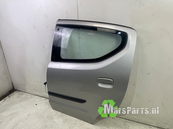 Portier 4Deurs links-achter van een Nissan Pixo (Z2S), Gebruikt, -, Deur, -