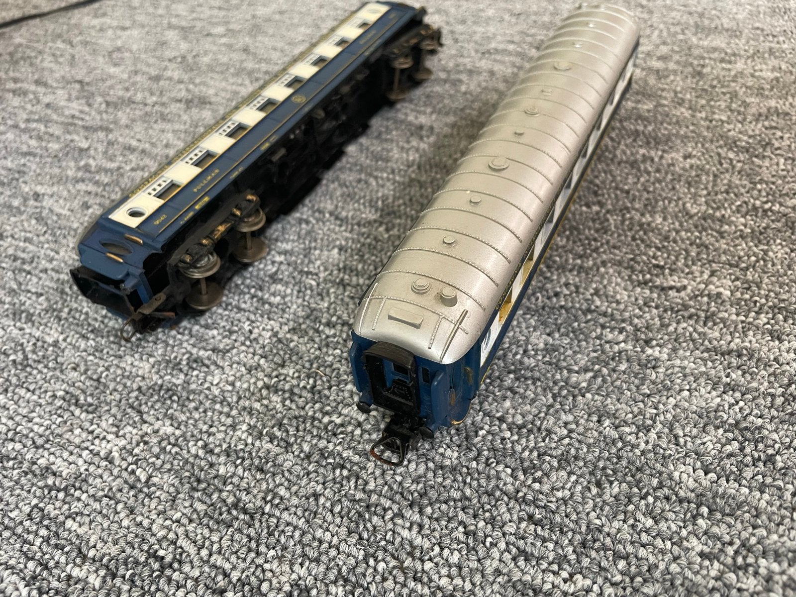 Lima H0 Pullman rijtuigen - Set van 2, Gebruikt, Gelijkstroom, Wagon, Ophalen of Verzenden