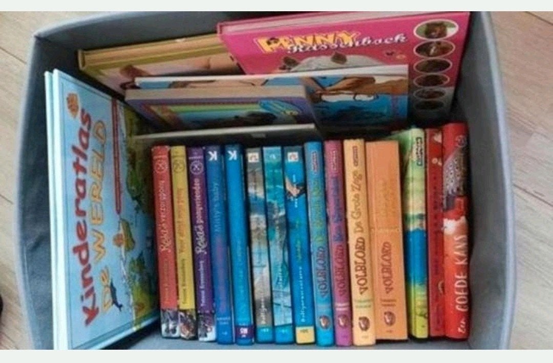 Doos vol kinderboeken bijna allemaal nieuw, Boeken, Ophalen, Zo goed als nieuw, Non-fictie