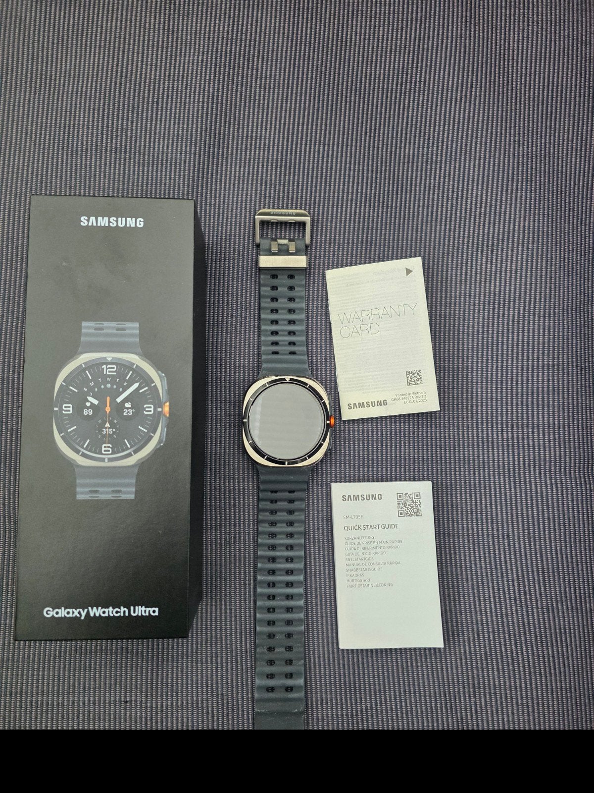 Samsung galaxy watch ultra., Conditie, Ophalen of Verzenden, Zo goed als nieuw, Samsung Galaxy Watch Ultra 2025 Tianium Grey