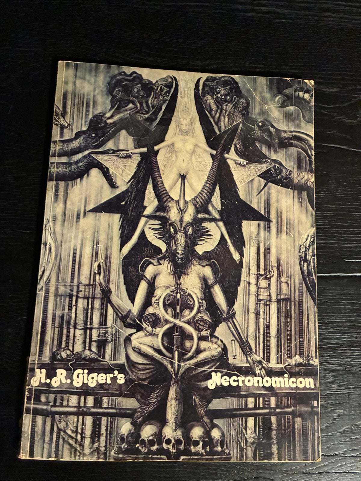 H.R. Giger’s Necronomicon, Ophalen of Verzenden, Gelezen, Overige onderwerpen