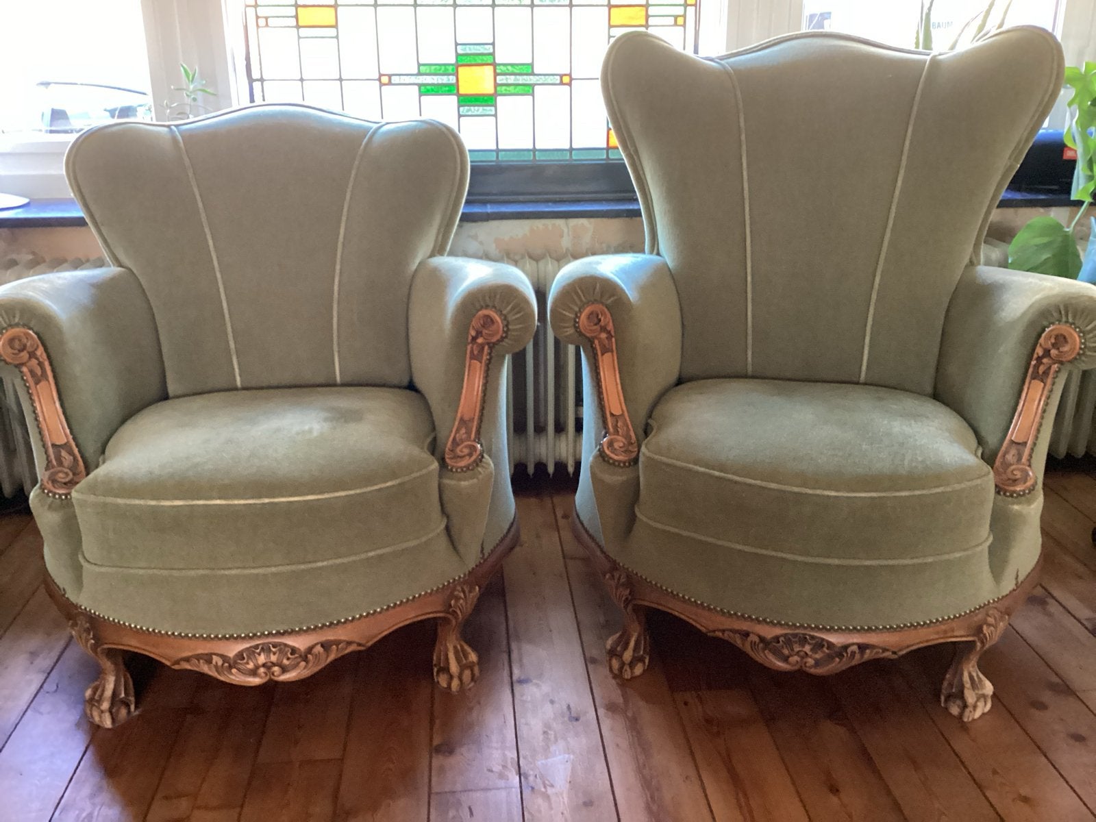 Set van 2 antieke fauteuils - Groen fluweel met houtsnijwerk, Ophalen