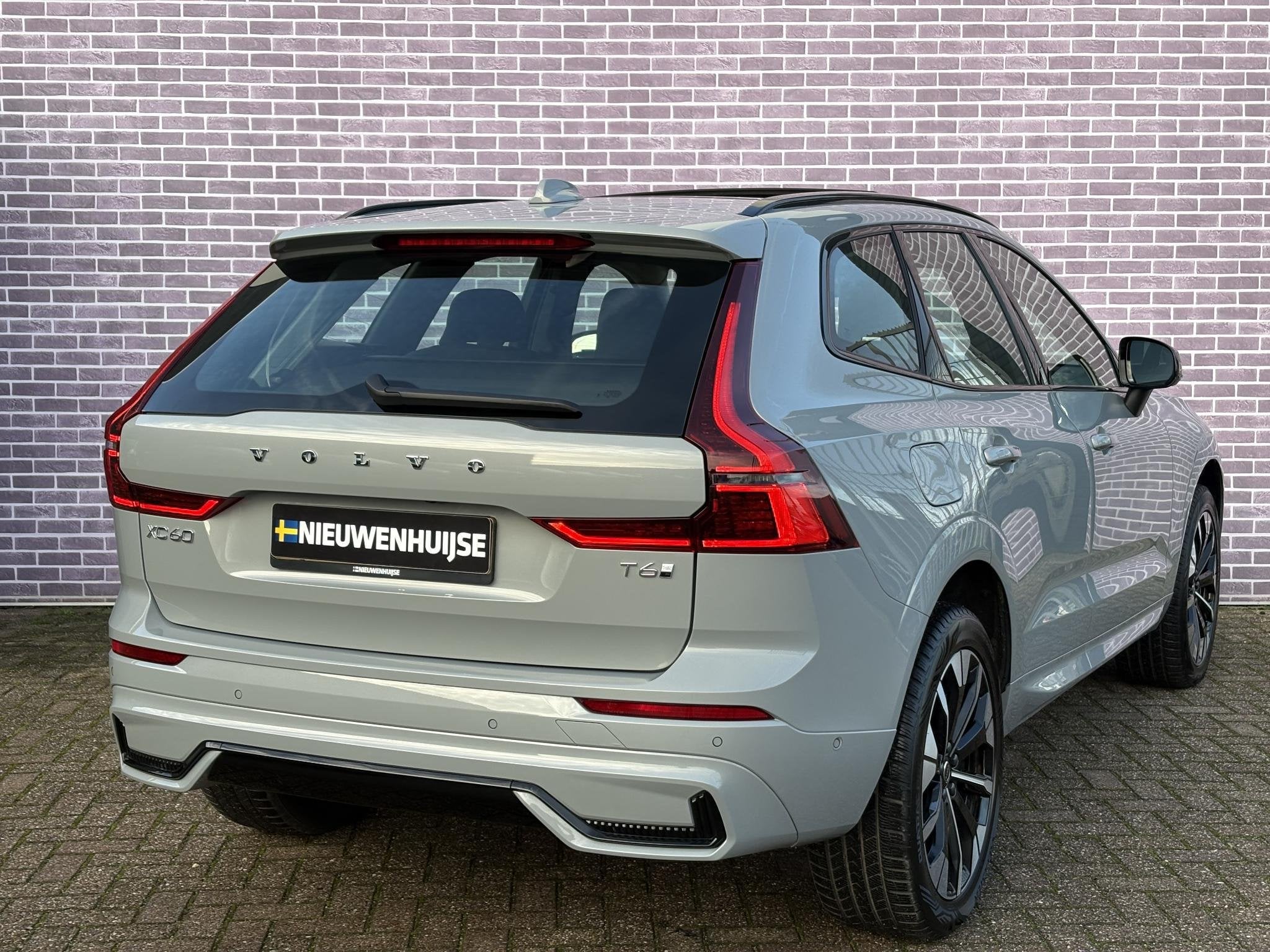 Volvo XC60 T6 350 pk Plug-in hybrid AWD Ultra Dark | SOH 100, Automaat, 12 maanden, Gebruikt, Euro 6