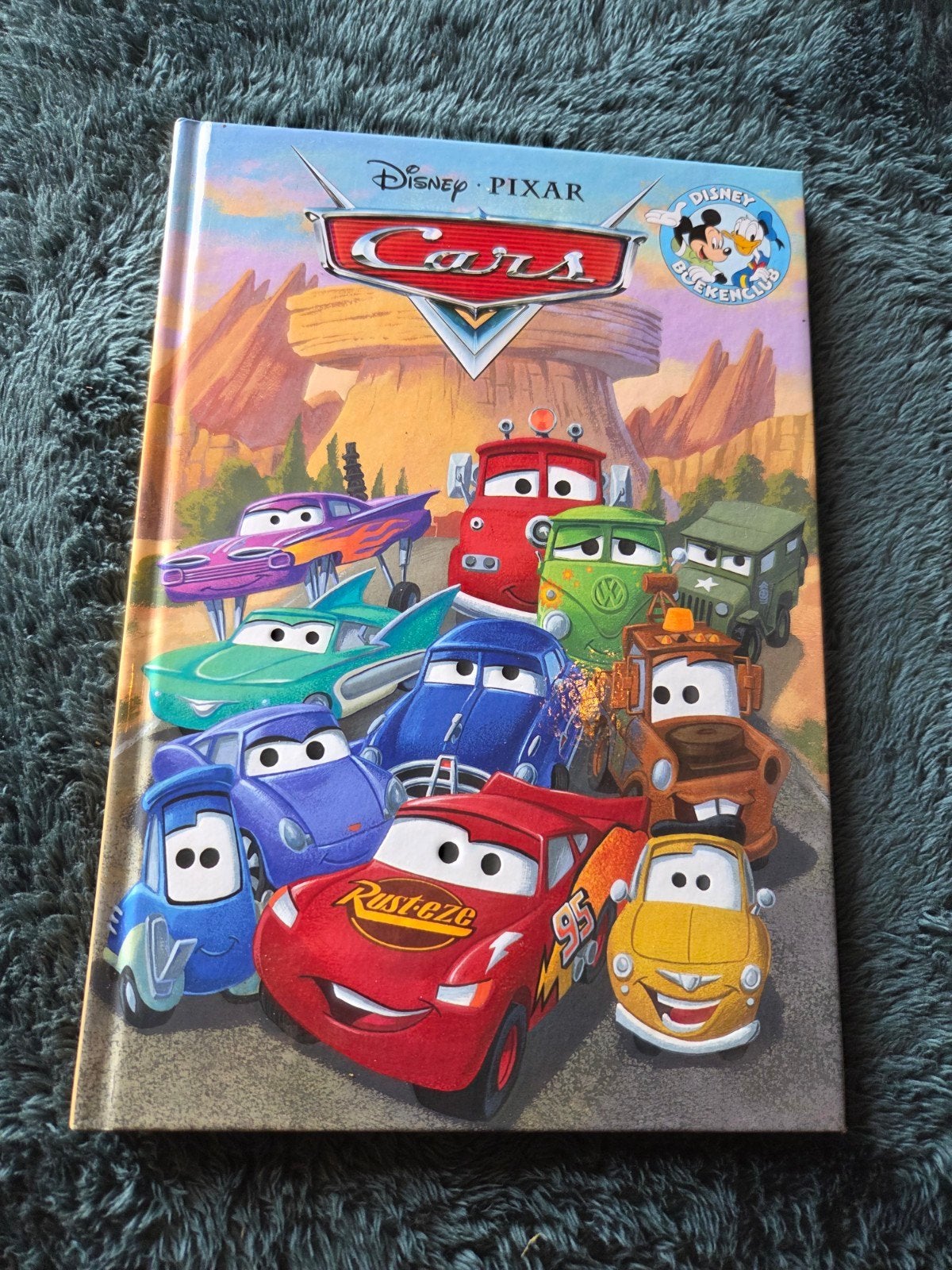 Disney Pixar Cars Boek - Disney Boekenclub, Boeken, Ophalen of Verzenden, Zo goed als nieuw, Disney Pixar, Fictie algemeen