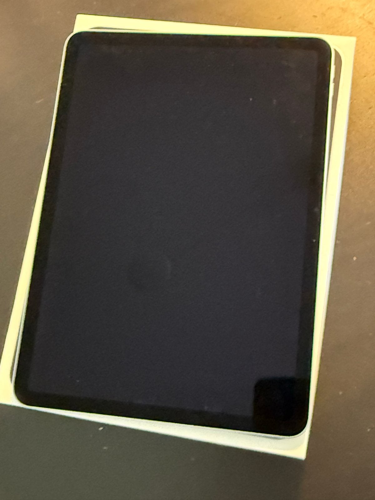 iPad Air 6 (M2) blauw - Zo goed als nieuw