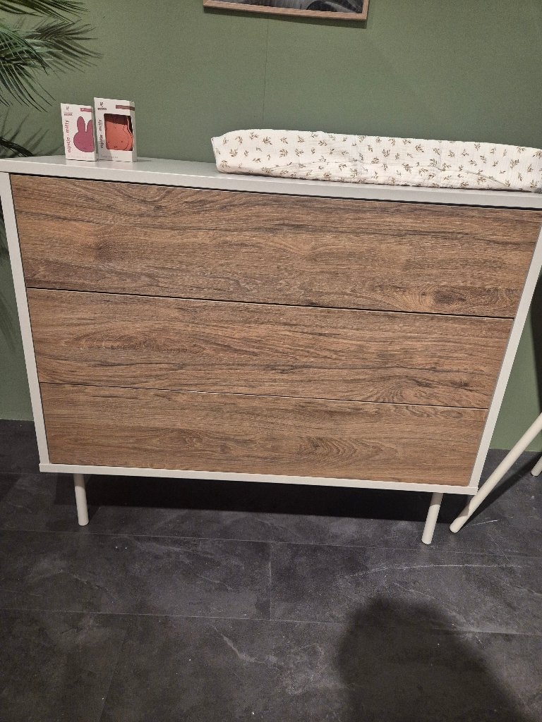 Showmodel Japandi babykamer oatmeal bruin - nu €490,-, Ophalen, Nieuw, Jongetje of Meisje