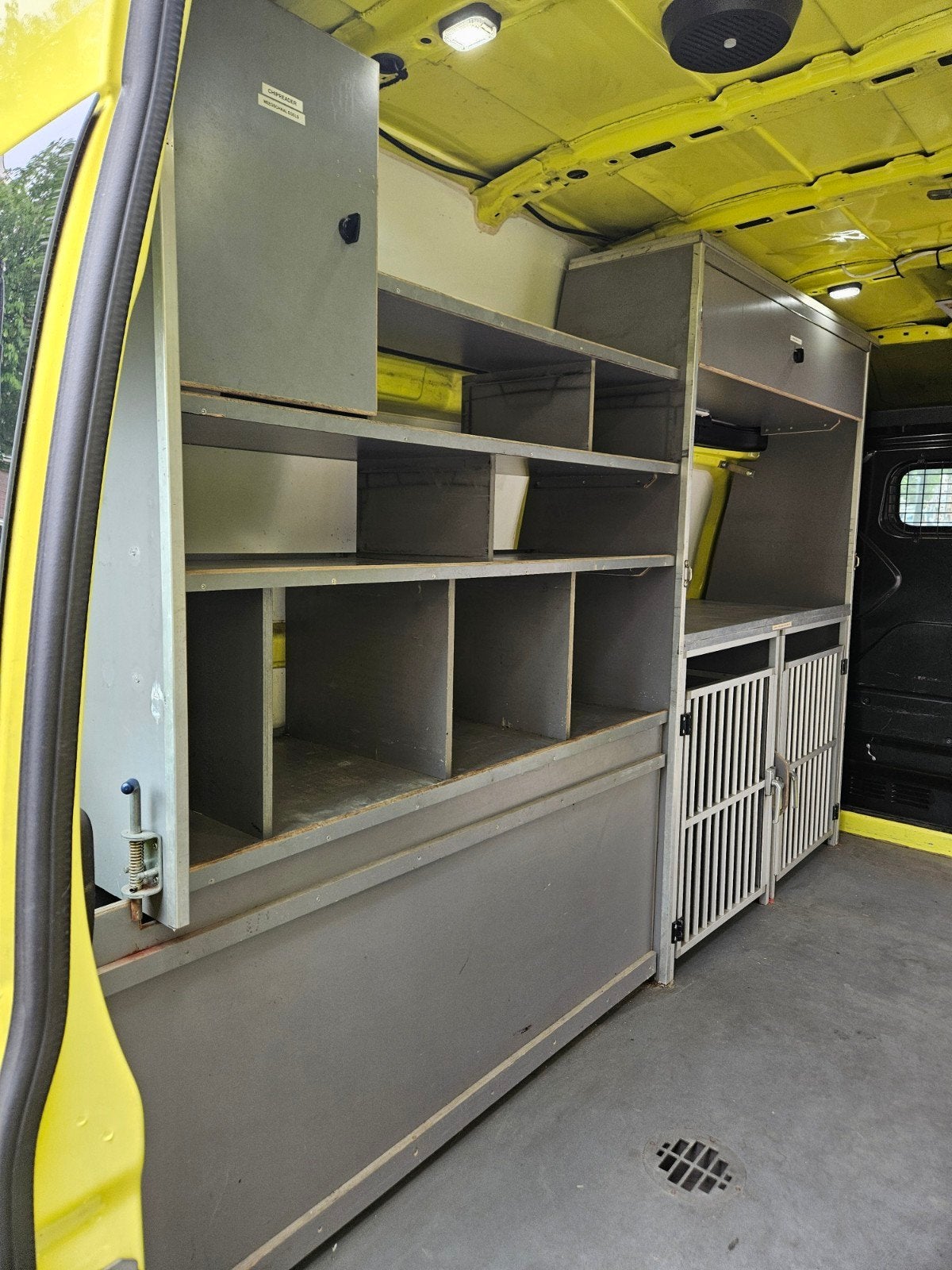 stellage voor in bestelbus, Ophalen, Gebruikt
