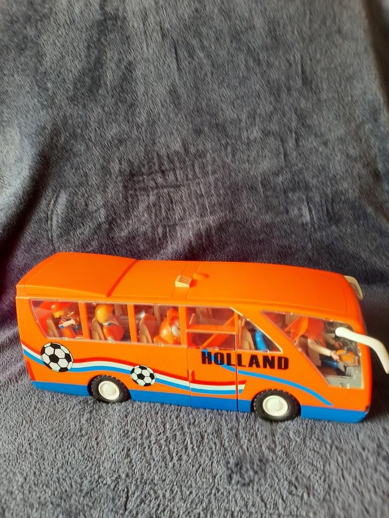 Playmobil Holland bus met Holland poppetjes., Ophalen