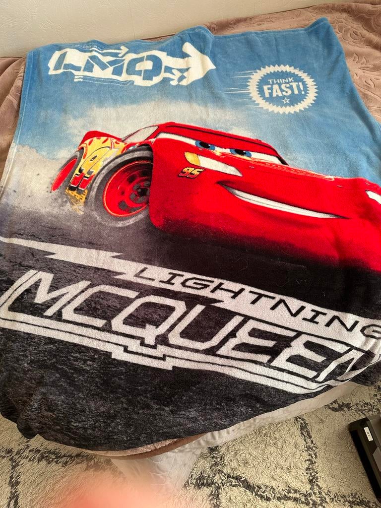 Cars Lightning McQueen Fleece Deken 145x125cm, Gebruikt, Ophalen of Verzenden, Deken of Dekbed, Jongetje