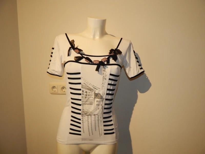 Save the Queen stretch truitje vintage ketting kralen eraan
