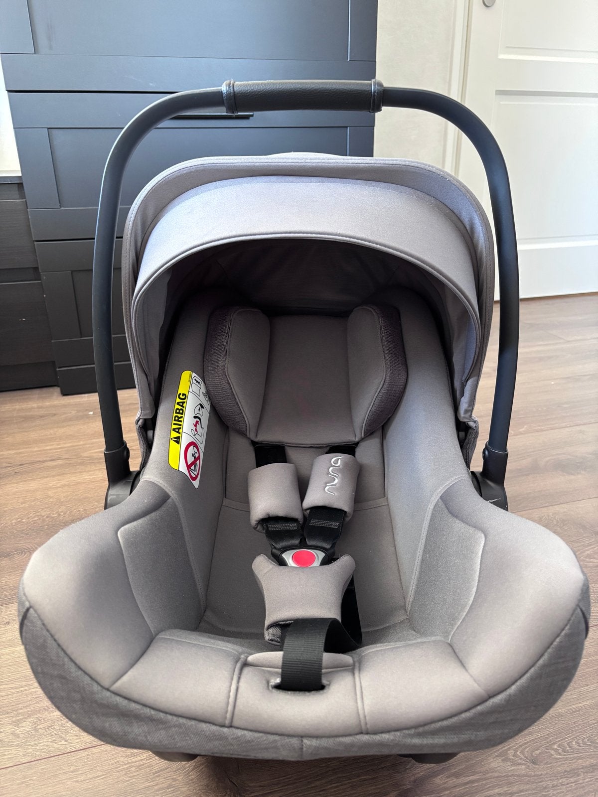 Nuna Pipa Lite LX autostoel - Zo goed als nieuw, Kinderen en Baby's, Autostoeltjes, Autogordel of Isofix, Slaapstand, Nieuw, 0 t/m 13 kg
