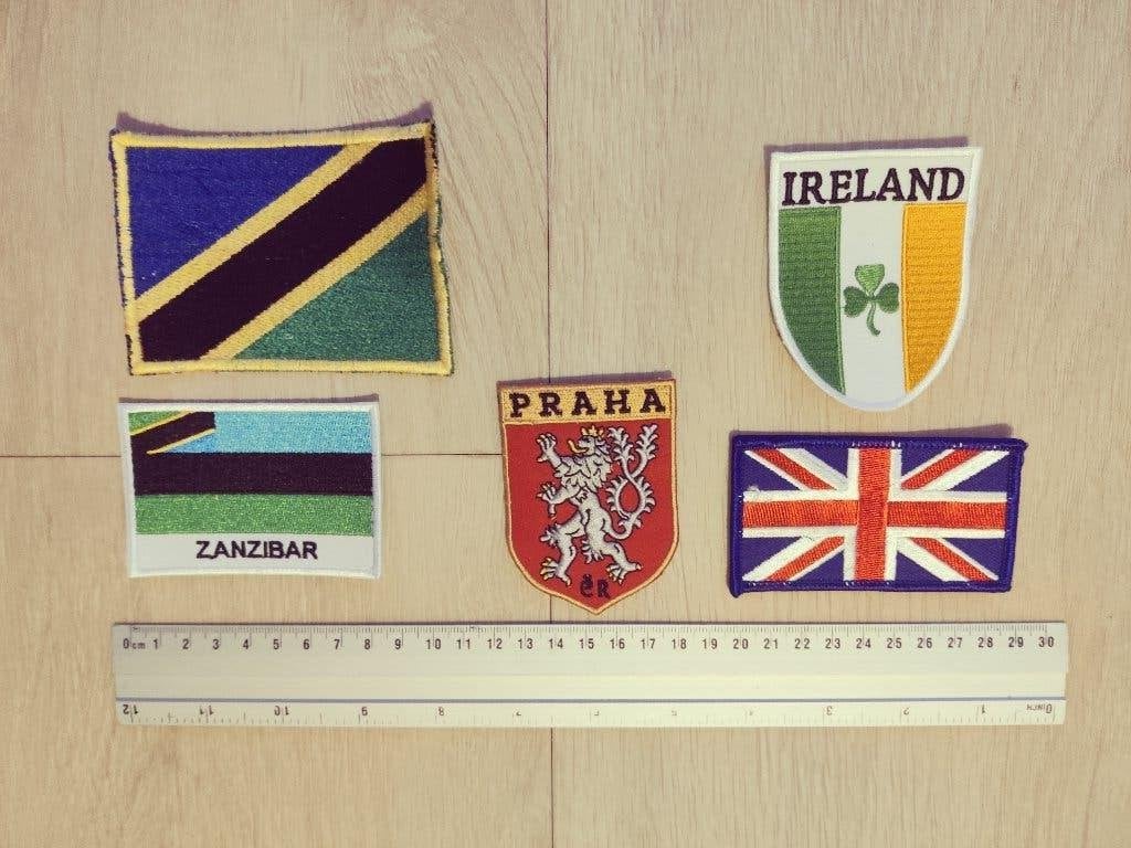 5 Embleem, Patch, Vlag (Tanzania-Zanzibar-UK-Ierland-Praag), Diversen, Ophalen of Verzenden, Nieuw