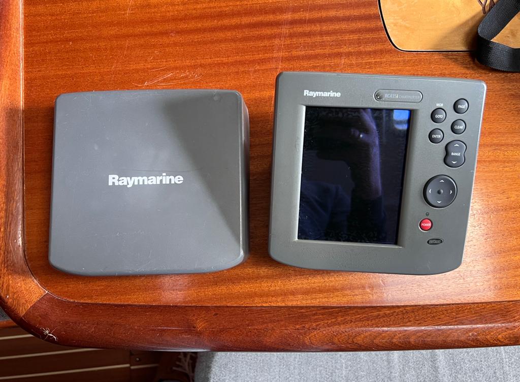 Raymarine RC435i Raychart Kaartplotter met Beugel en Kabel, Watersport en Boten, Navigatiemiddelen en Scheepselektronica, Ophalen of Verzenden