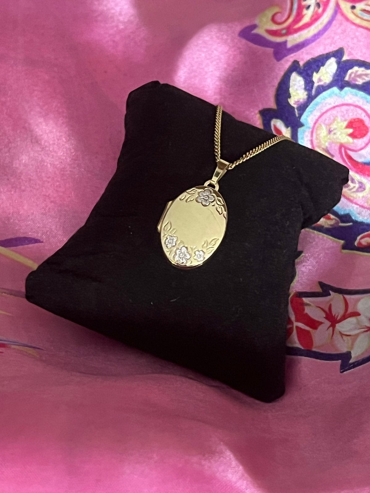 Nieuwe 14 Karaat Gouden Ketting met Medaillon - 50 cm, Ophalen of Verzenden, Nieuw, Goud, Met hanger