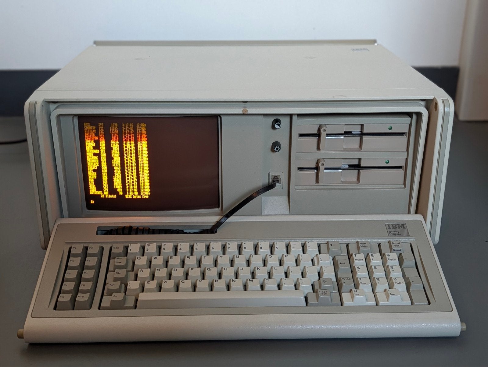 IBM 5155 Portable Personal Computer – Werkend – Vintage IBM, Computers en Software, Ophalen, ., ., IBM