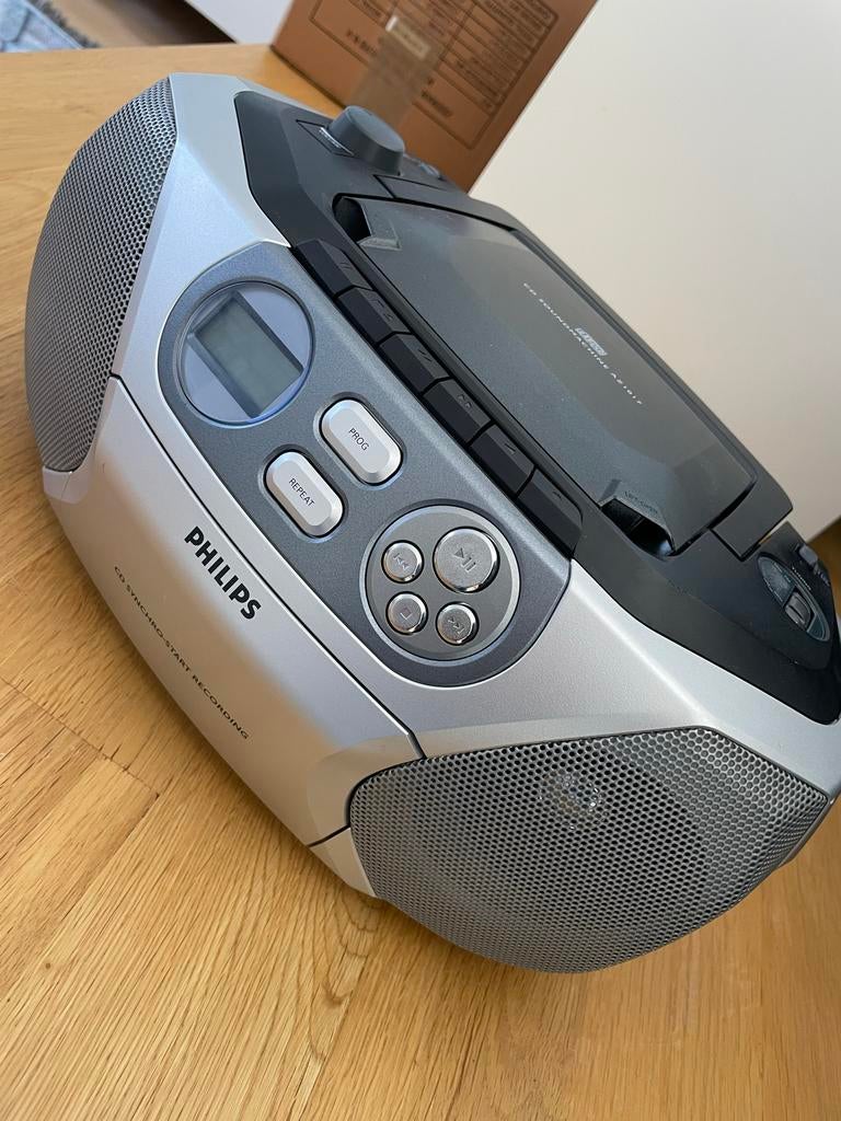 Philips Soundmachine AZ1017 met cassette CD-speler en radio, Audio, Tv en Foto, Radio's, Ophalen of Verzenden, Gebruikt, Radio