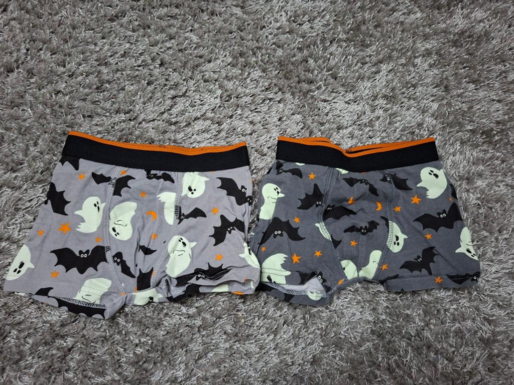 Nieuwe boxershorts met spookjes, maat 98/104, Verzenden, Nieuw, Jongen, Nacht- of Onderkleding