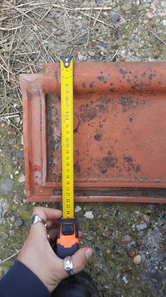 dakpannen Lafarge Thule du nord, Doe-het-zelf en Verbouw, Dakpannen en Dakbedekking, Ophalen, Steen of Klei, Zo goed als nieuw