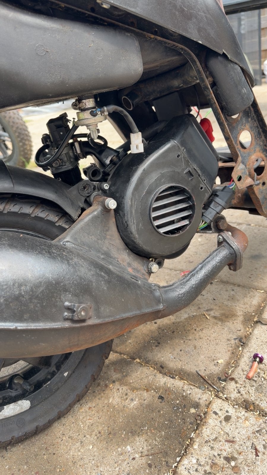 Piaggio zip type 3, Fietsen en Brommers, Brommeronderdelen | Scooters, Zo goed als nieuw, Blok, Ophalen