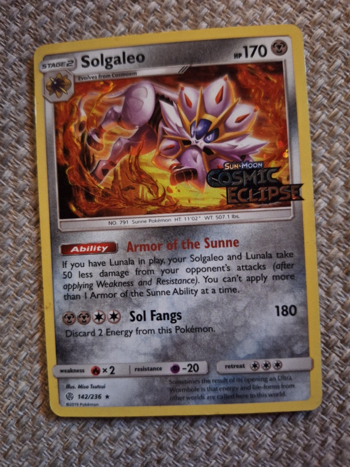Pokémon kaart Solgaleo 142/236 - Cosmic Eclipse (Holo Rare), Ophalen of Verzenden, Gebruikt