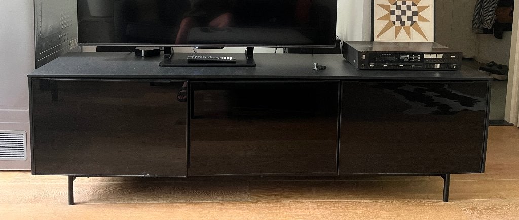 TV meubel | TV stand RANNÄS (IKEA), Huis en Inrichting, Kasten | Televisiemeubels, Zo goed als nieuw, Minder dan 100 cm, 150 tot 200 cm