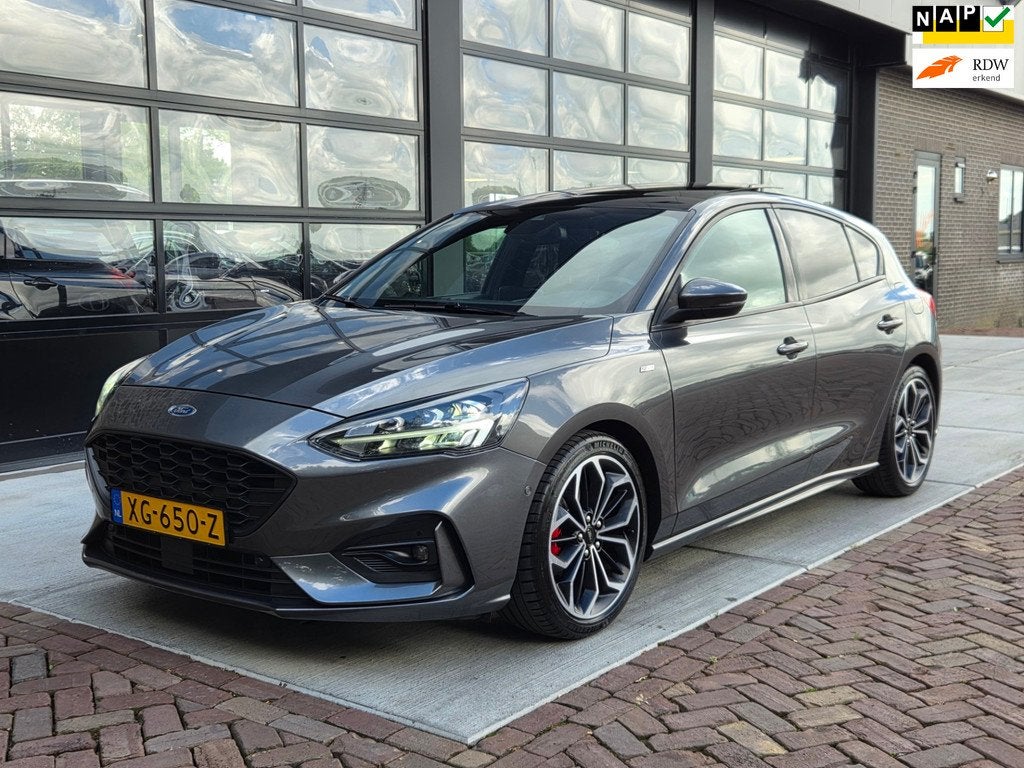 Ford Focus 1.0 EcoBoost ST Line | Panoramadak, 125 pk, Gebruikt, Euro 6, Automatische klimaatregeling