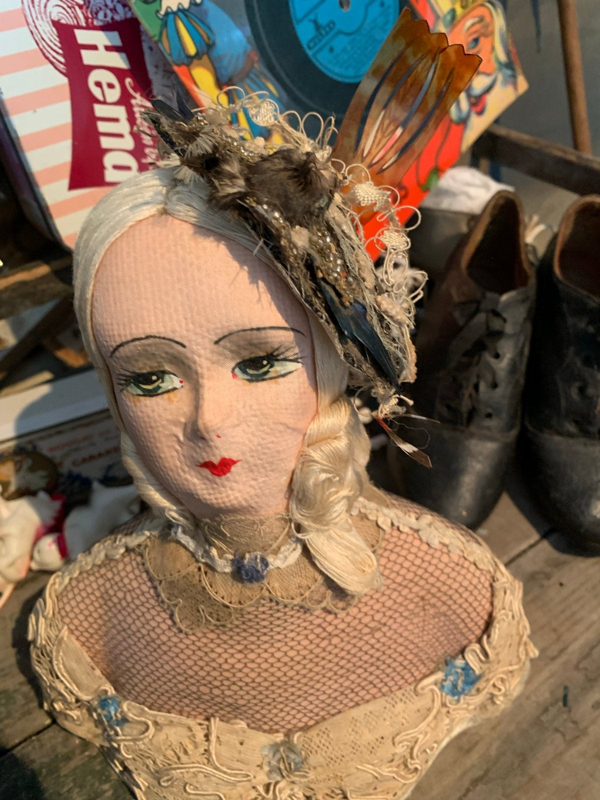 Brokante Sofadoll - antieke kant zeide stoffen geheel, Ophalen of Verzenden