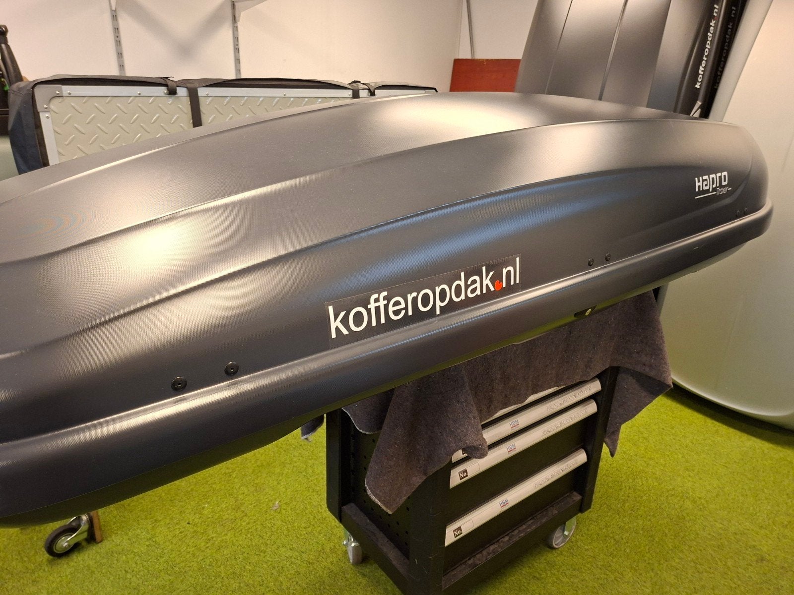 Hapro Traxer 8.6 530L dakkoffer skibox antraciet, Auto diversen, Ophalen, Zo goed als nieuw, Hapro, Hapro