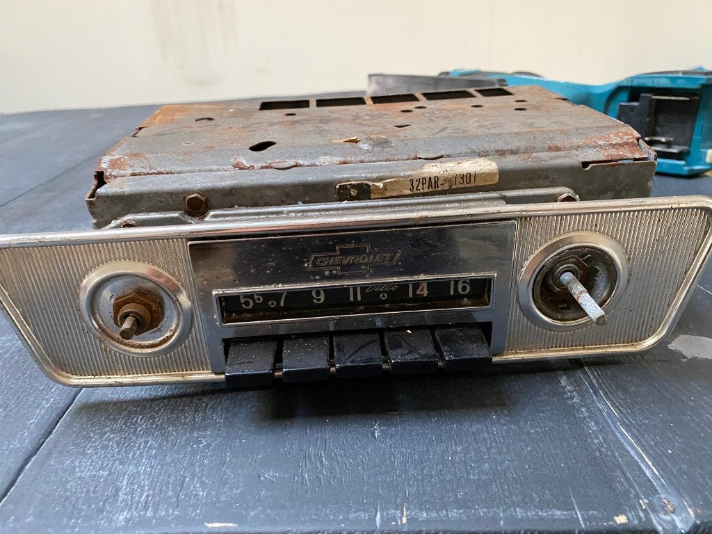 Chevrolet Corvair 1963 autoradio, Ophalen of Verzenden, Gebruikt