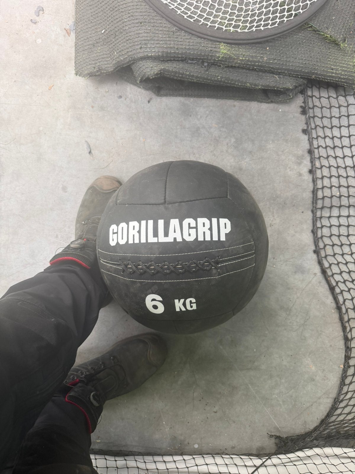 MEDICINE BALL LEER 6 KG, Sport en Fitness, Ophalen of Verzenden, Zo goed als nieuw, Boksbal