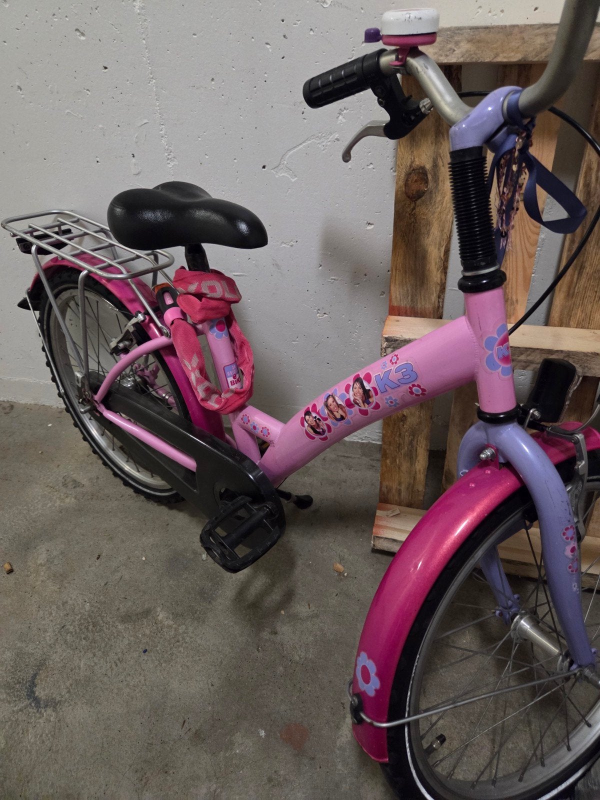 Roze K3 kinderfiets - 20 inch, Gebruikt, Velgrem, Ophalen of Verzenden, Handrem