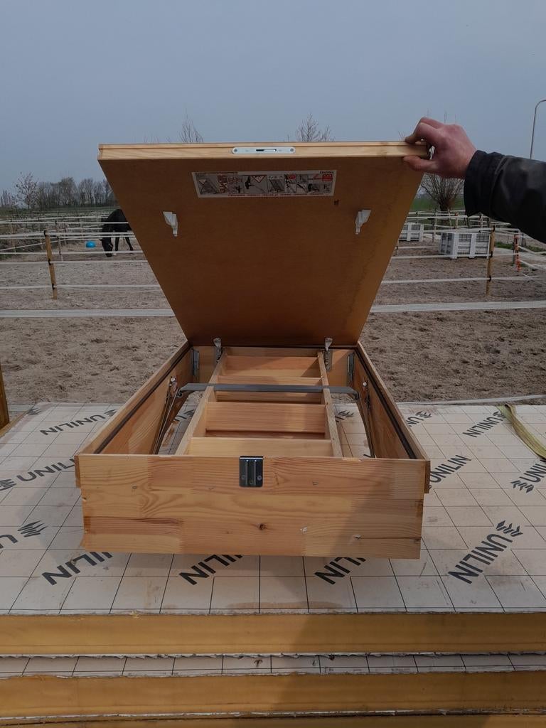 Vlizotrap merk Fakro, Ophalen, Trap, Zo goed als nieuw, Opvouwbaar of Inschuifbaar