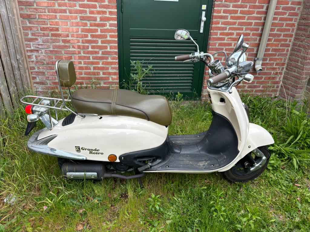 Retro scooter in perfecte conditie, Ophalen, Zo goed als nieuw, Benzine, Overige merken