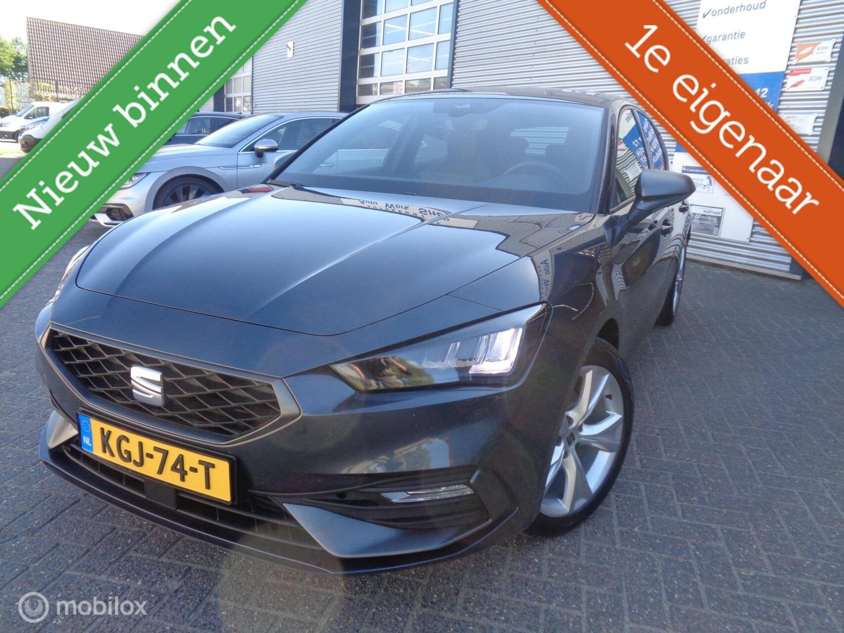 Seat Leon 1.0 TSI FR 81kw Airco/LM velgen/FULL LED/Dig dash/, Voorwielaandrijving, Stof, Gebruikt, Leon