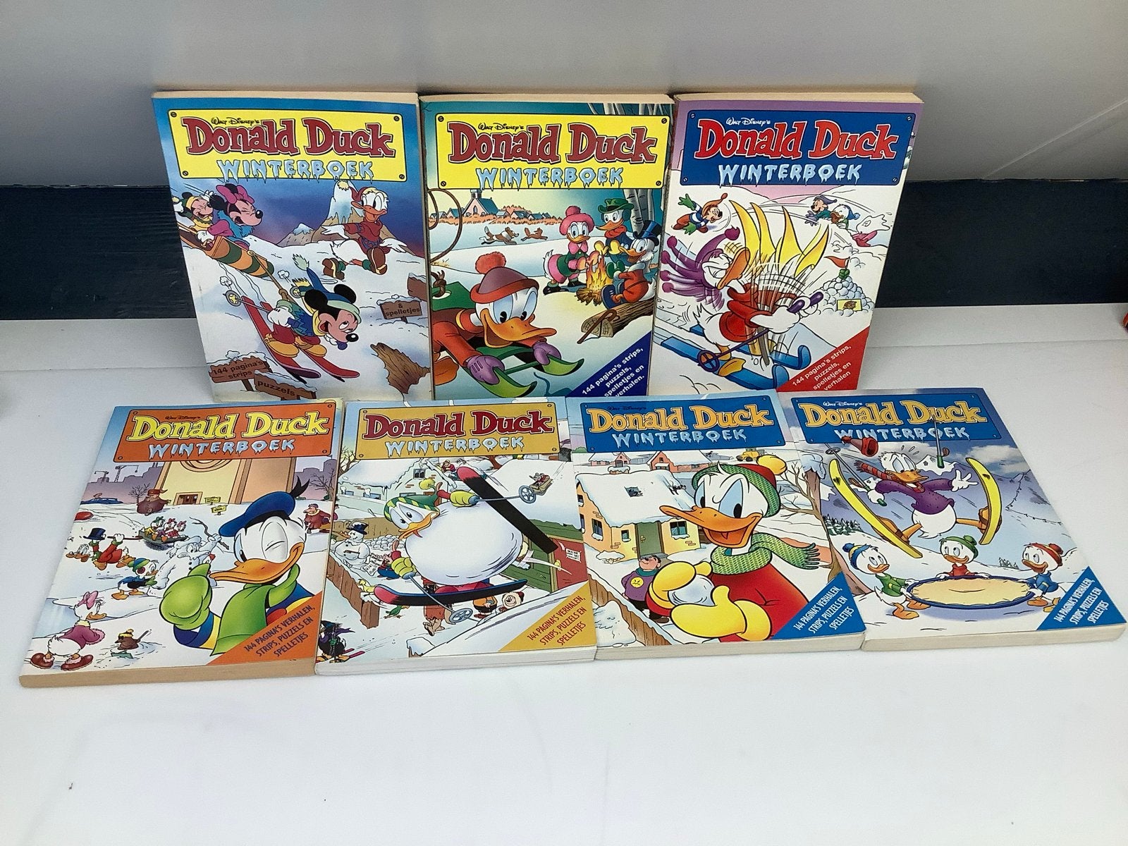 Donald Duck Winterboek collectie, 7 verschillende., Meerdere stripboeken, Ophalen of Verzenden, Gelezen
