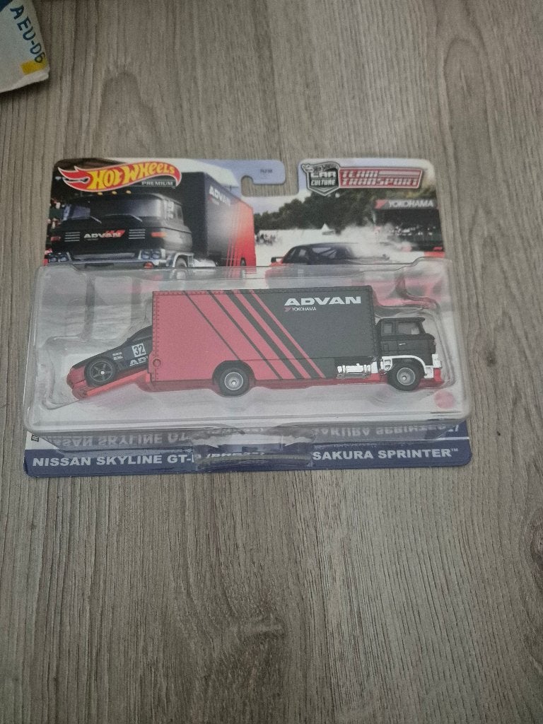 HOT WHEELS Team Transport ADVAN Nissan Skyline GT-r Sakura, Ophalen of Verzenden, Nieuw, Auto
